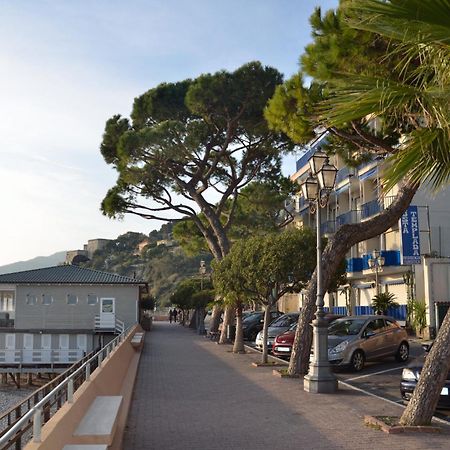 Residence Costa Templada Ventimiglia Dış mekan fotoğraf