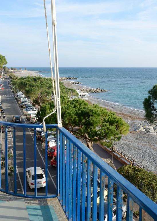 Residence Costa Templada Ventimiglia Oda fotoğraf